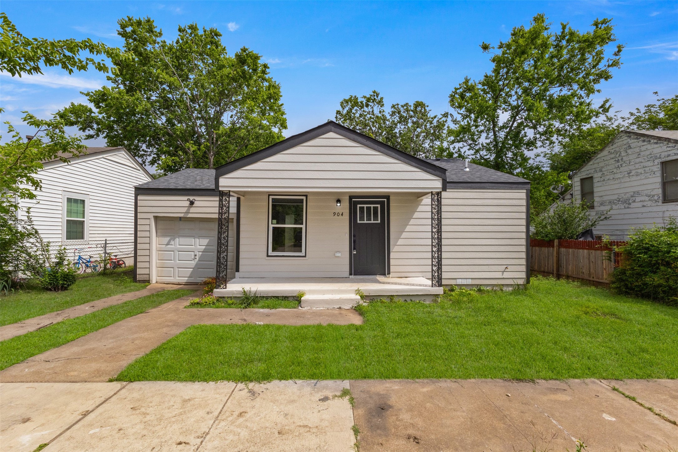 904 W Anthony Street Fort Worth TX 76115