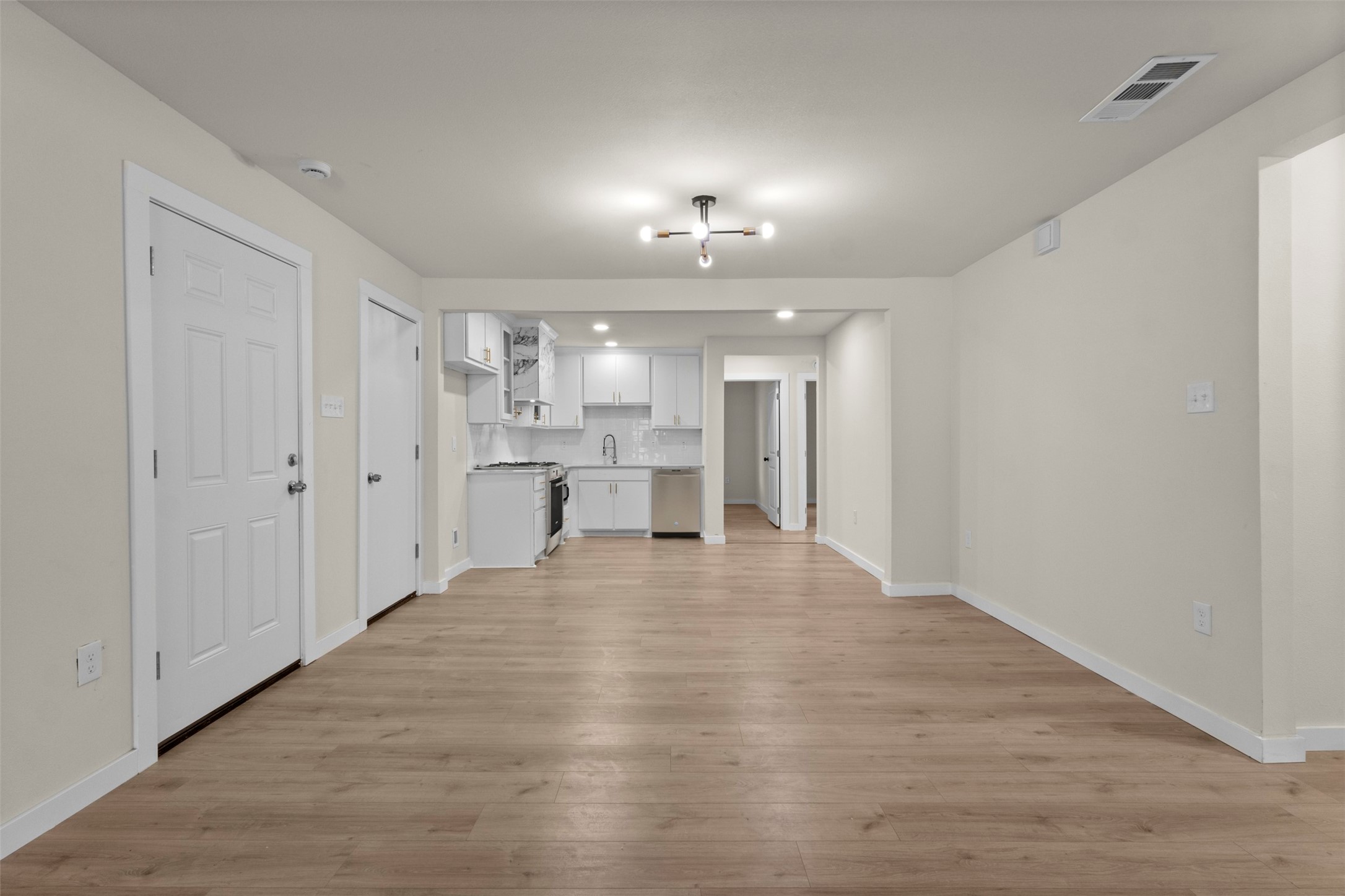 904 W Anthony Street Fort Worth TX 76115