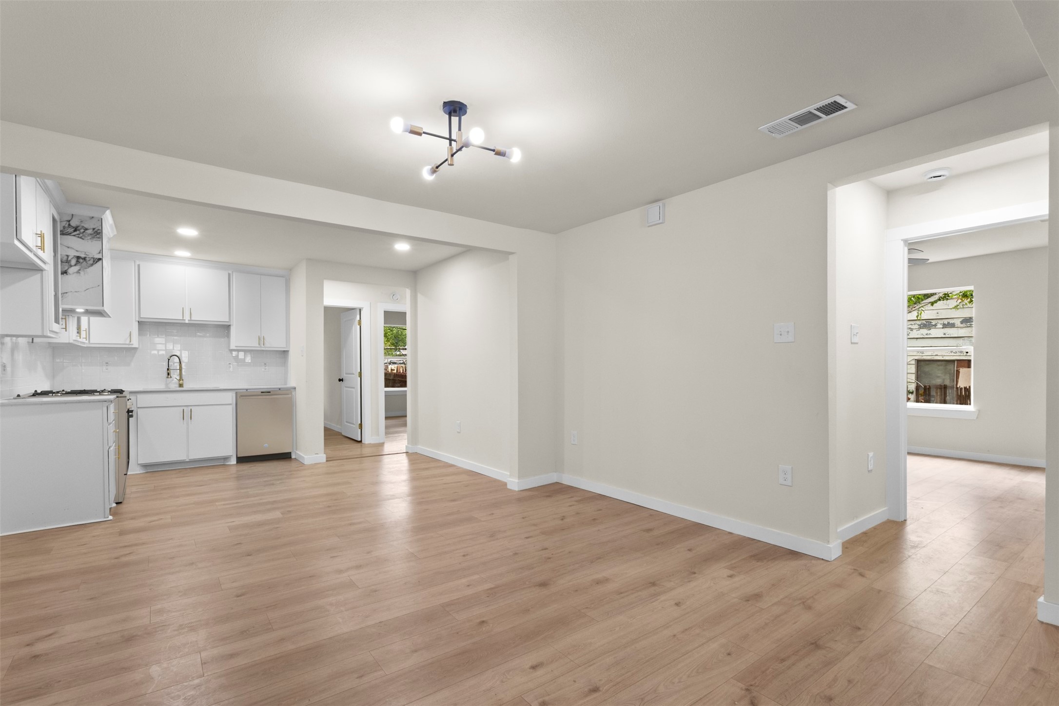 904 W Anthony Street Fort Worth TX 76115