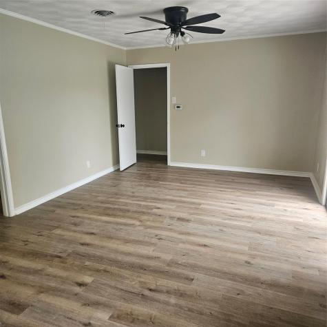 5907 Shady Crest Trail Dallas TX 75241