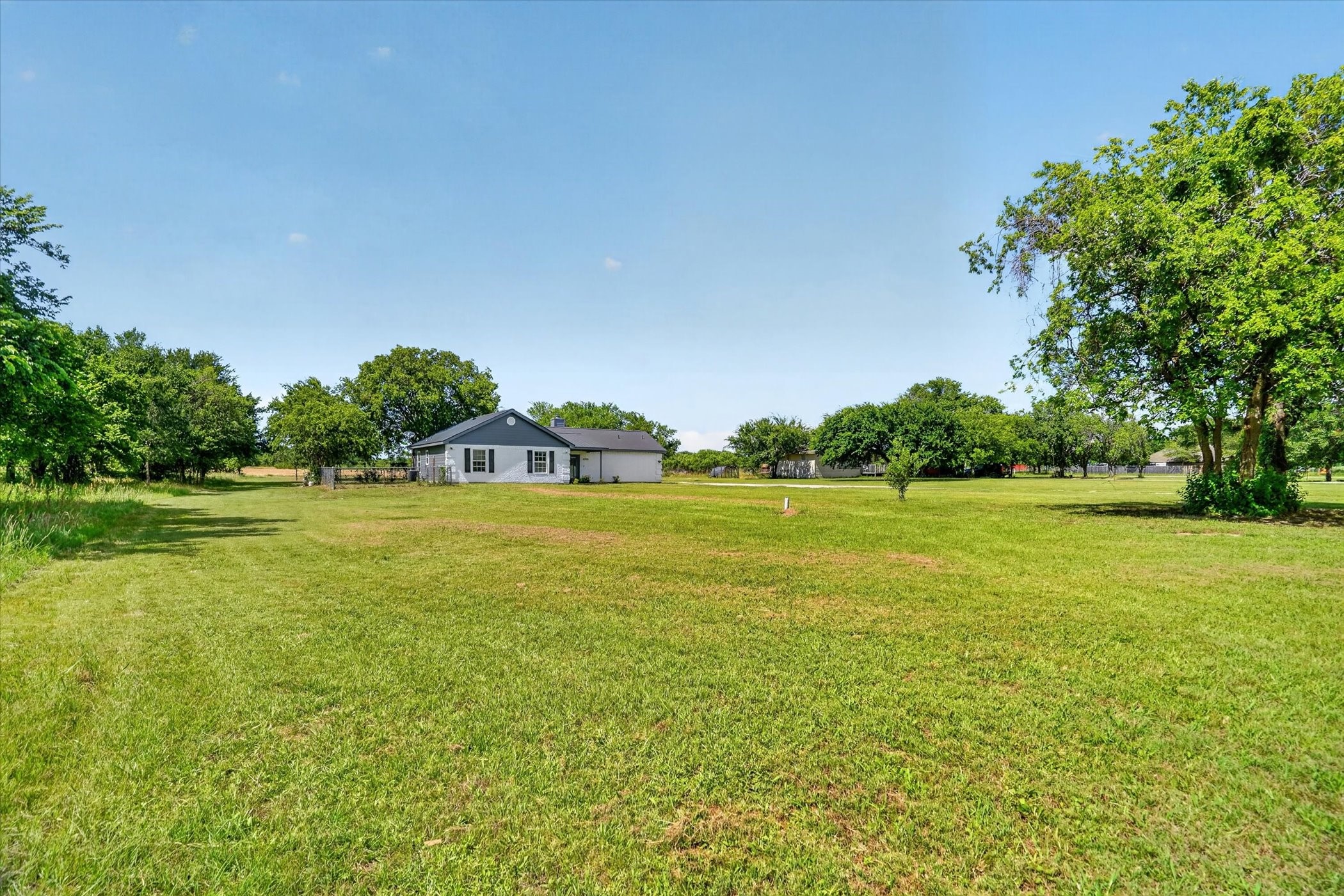 1301 County Road 705 Joshua TX 76058
