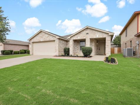 10004 Cougar Trail Fort Worth TX 76108