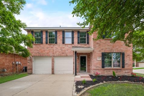 2804 Grandview Drive Grand Prairie TX 75052
