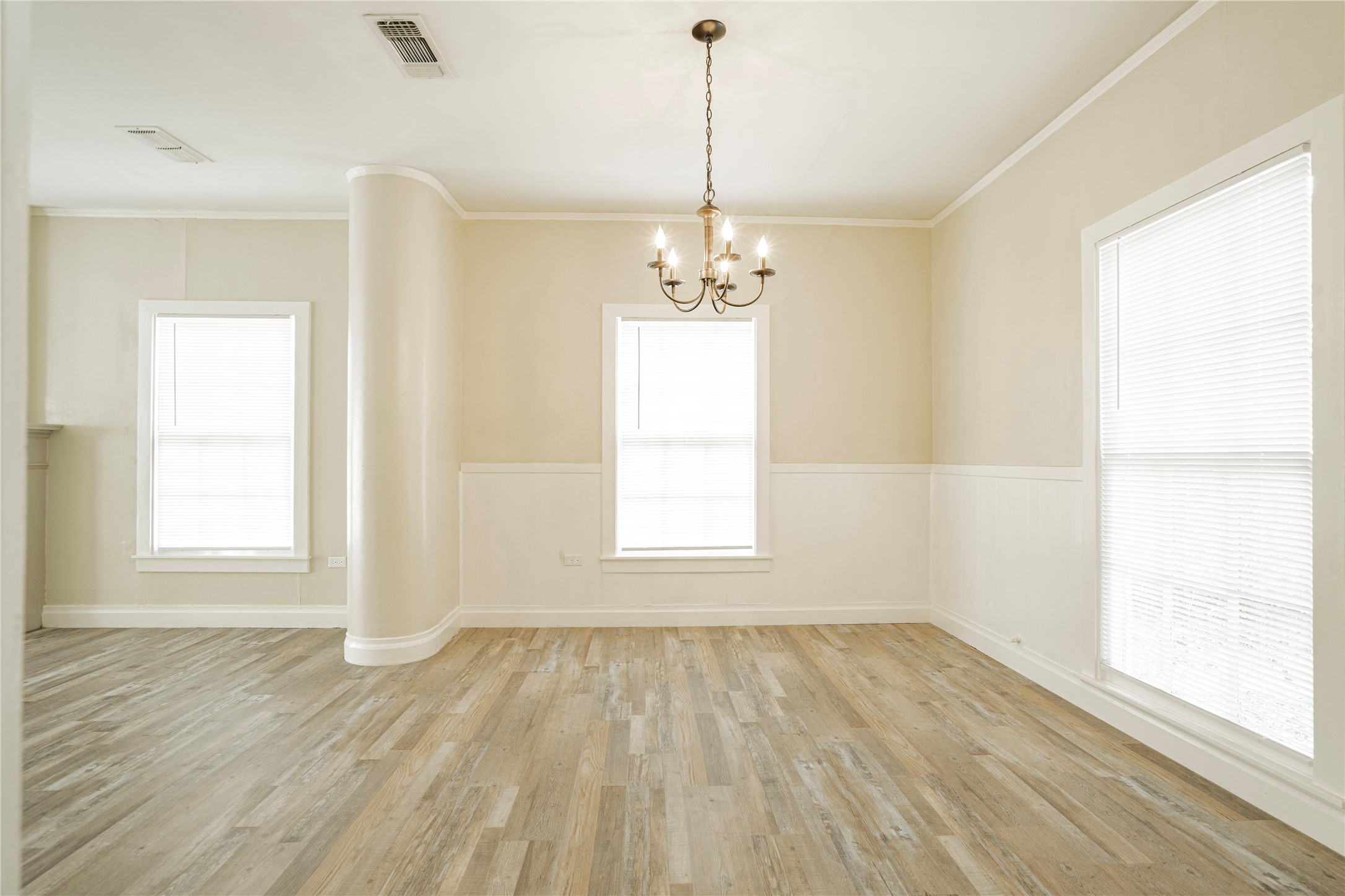 233 E James Street Wills Point TX 75169