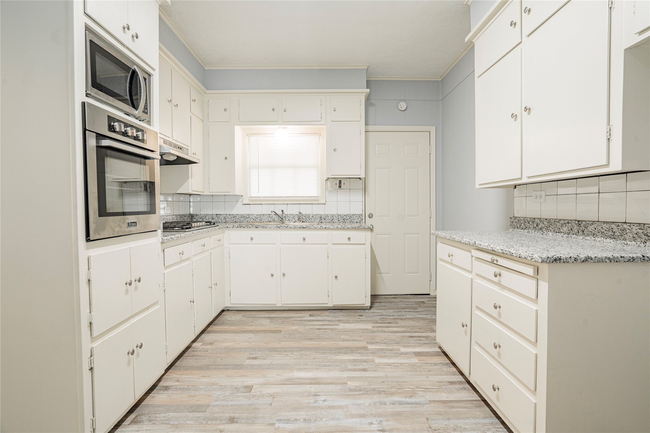 233 E James Street Wills Point TX 75169
