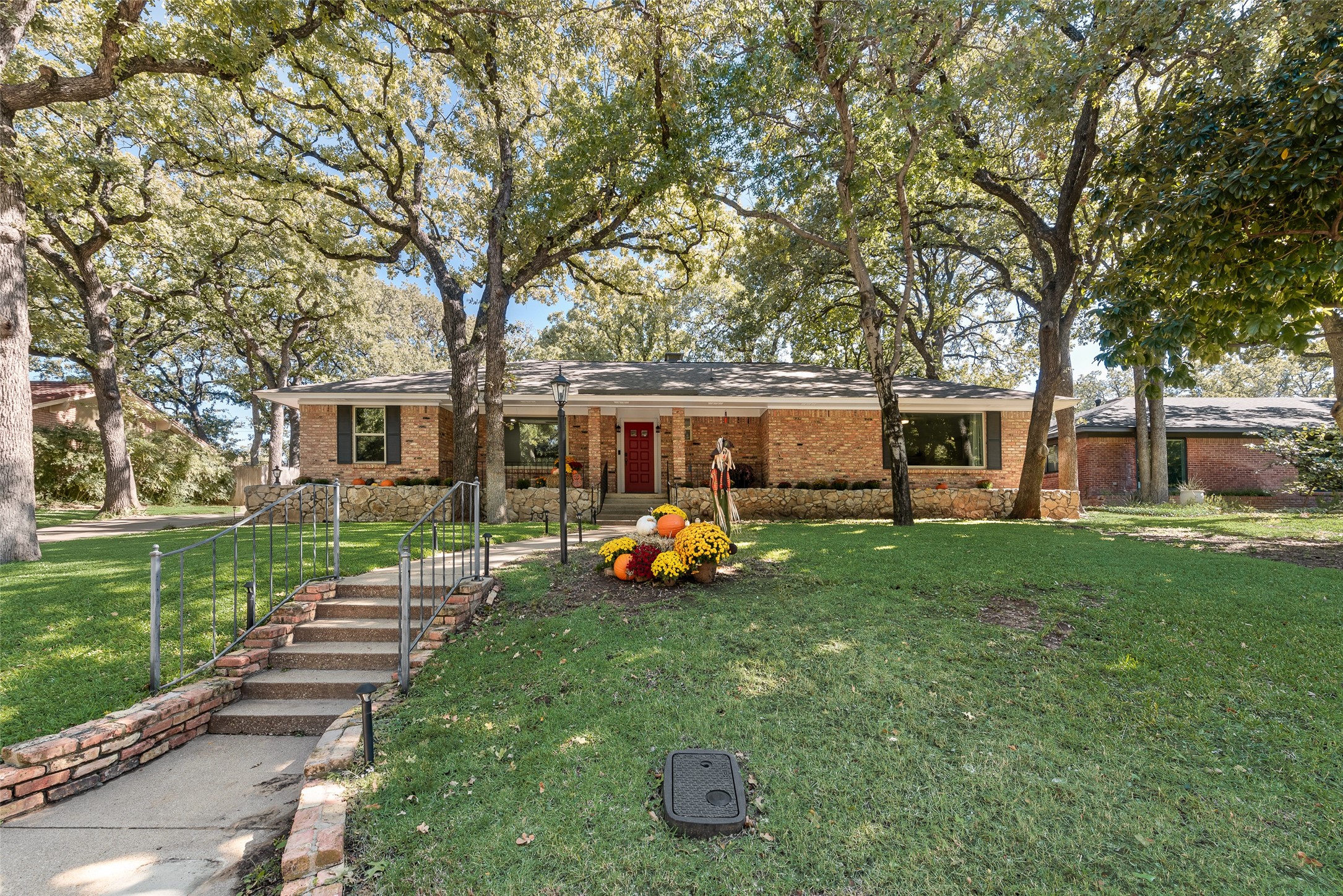 3705 Country Club Road Arlington TX 76013