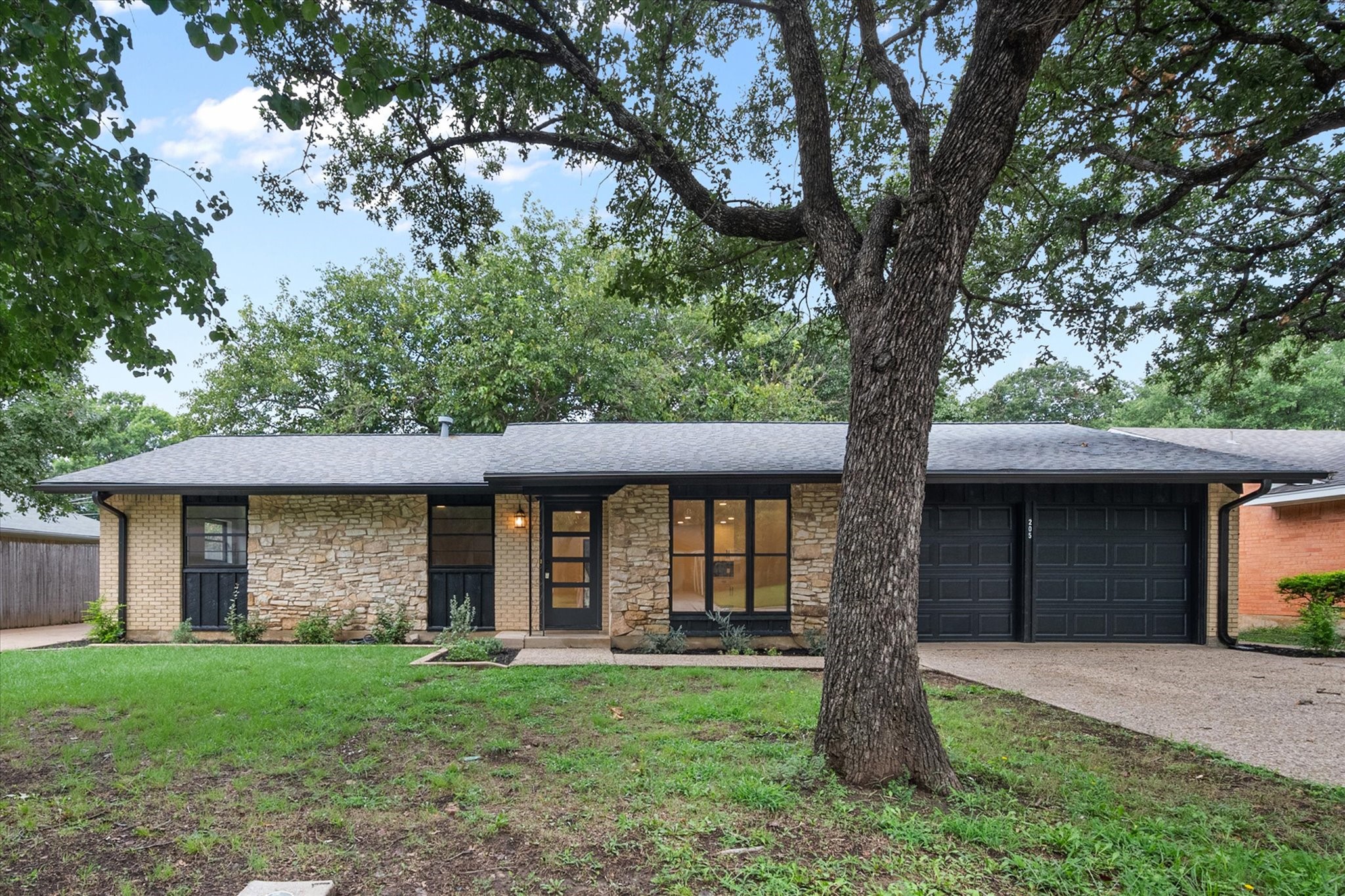 205 Juniper Street Mansfield TX 76063