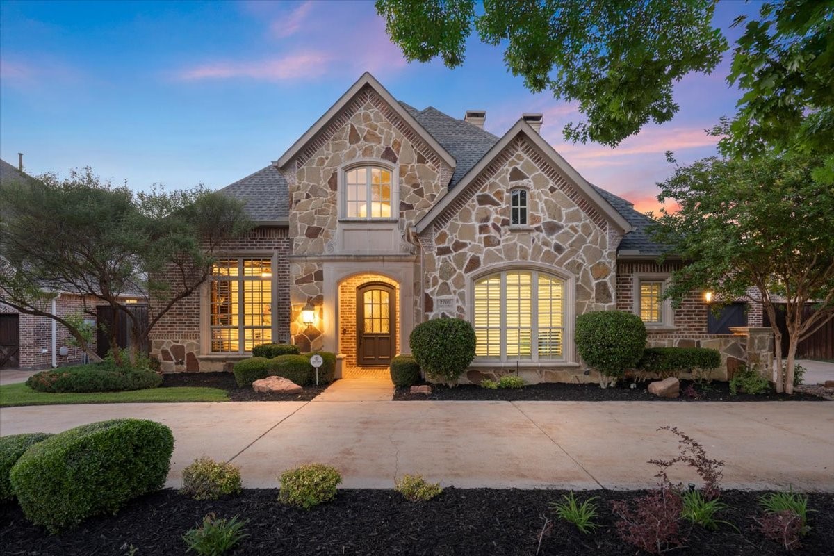 2709 King Arthur Boulevard Lewisville TX 75056