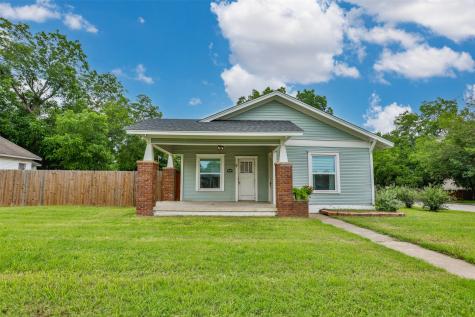 835 N Morris Street Gainesville TX 76240