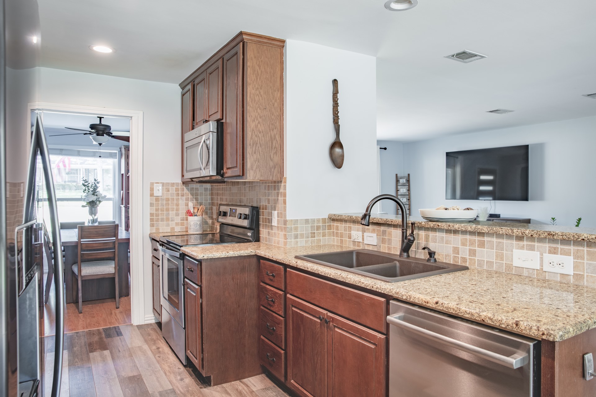 609 Hillside Road Colleyville TX 76034
