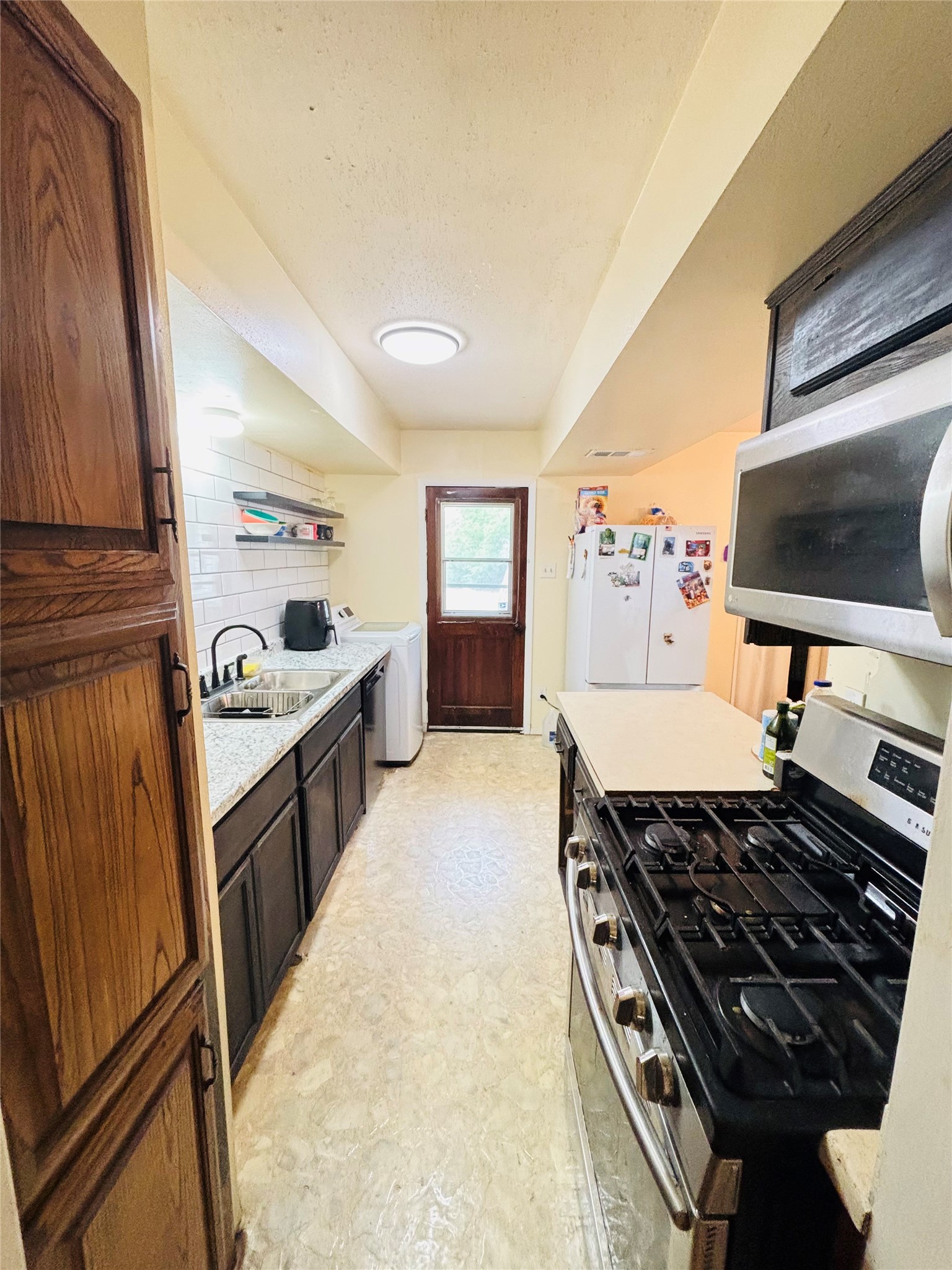 4312 Greenbriar Drive Bellmead TX 76705