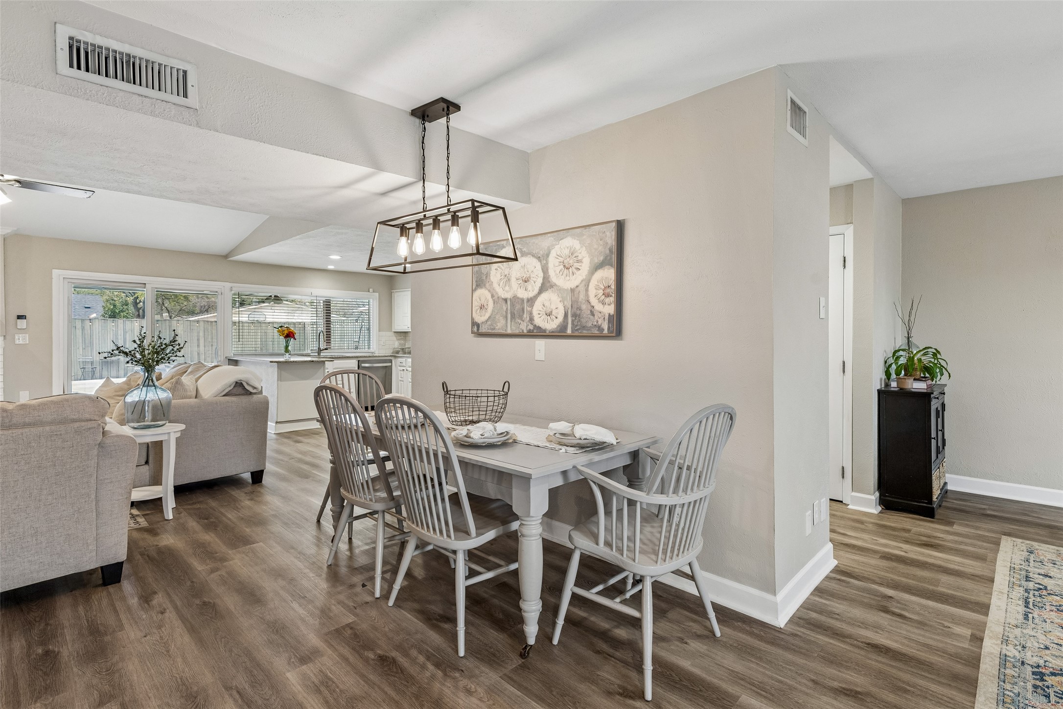 8533 Van Pelt Drive Dallas TX 75228
