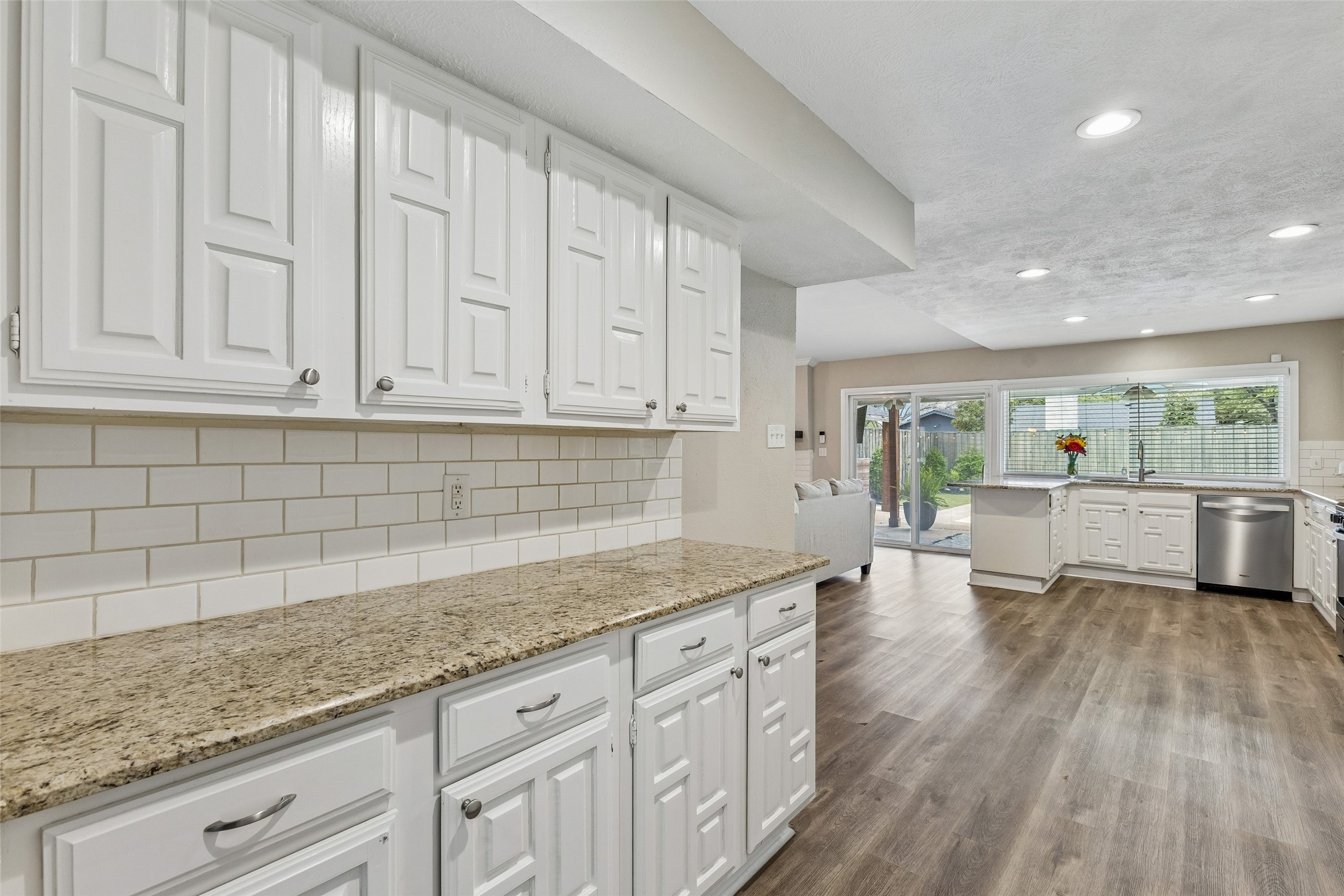 8533 Van Pelt Drive Dallas TX 75228