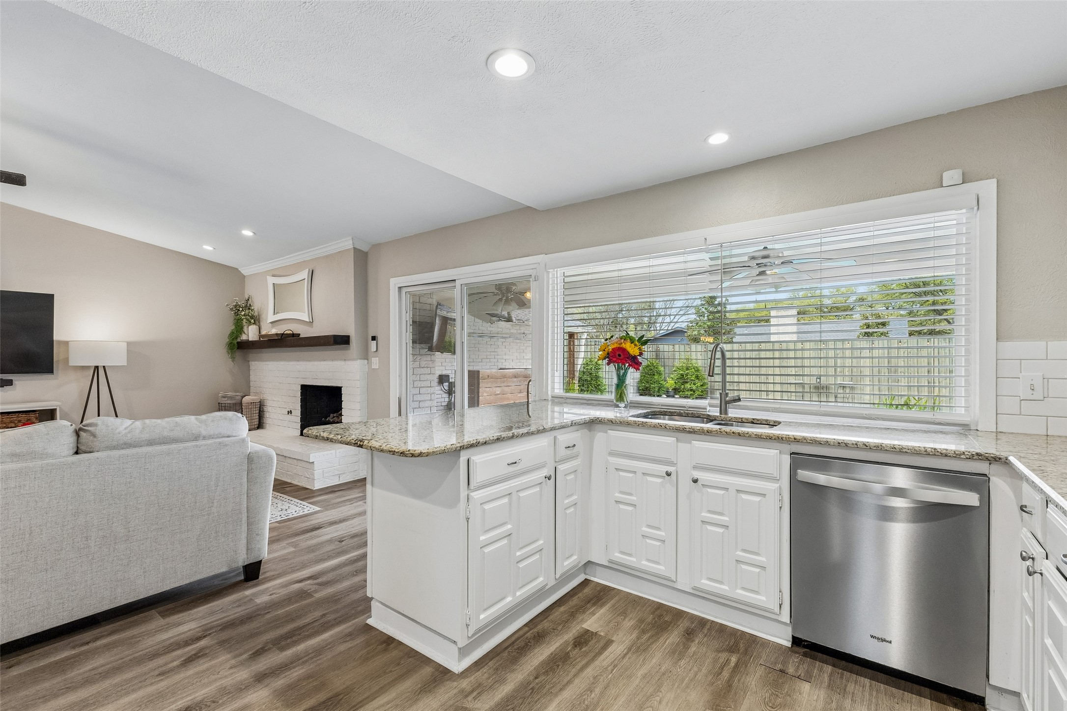 8533 Van Pelt Drive Dallas TX 75228