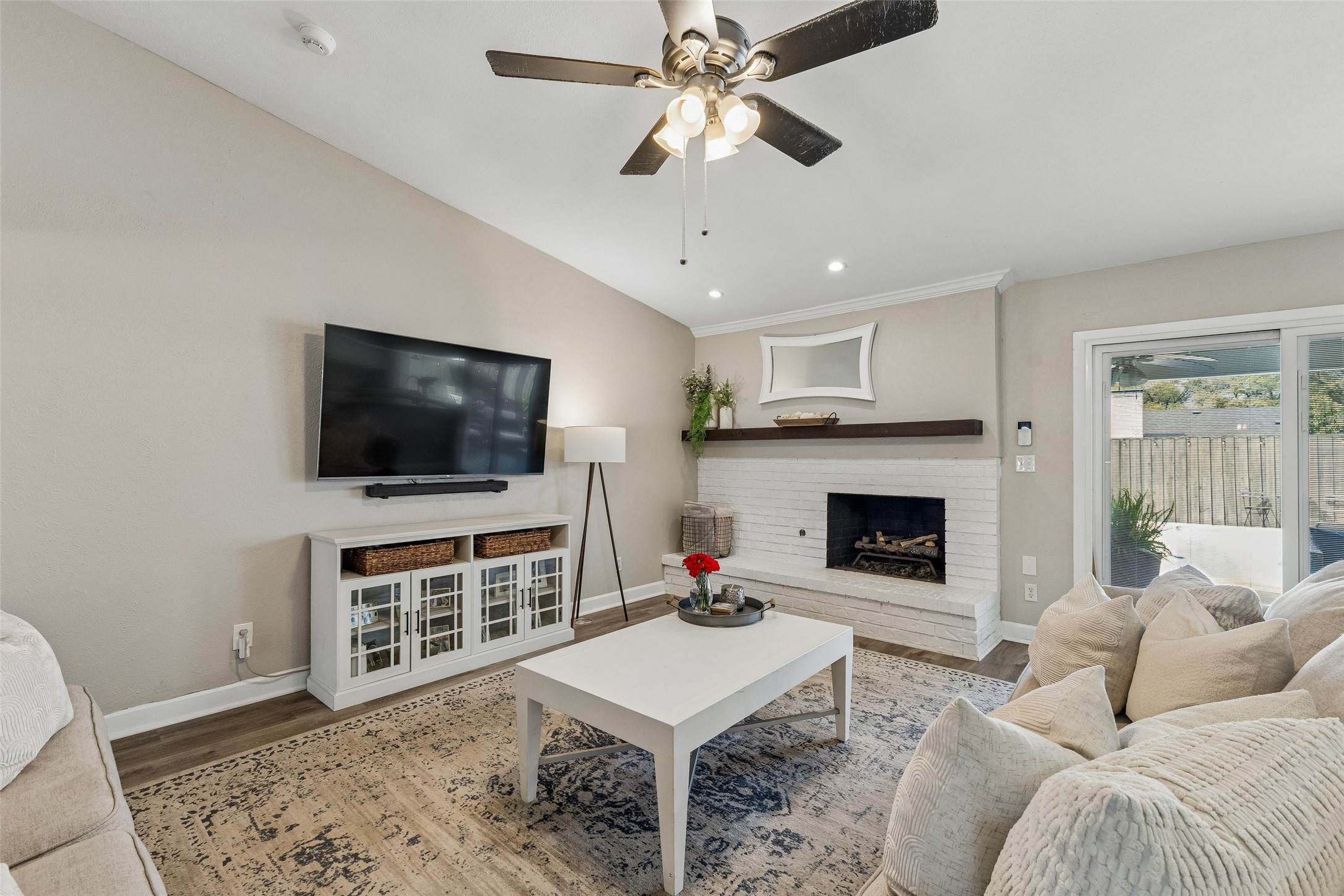 8533 Van Pelt Drive Dallas TX 75228