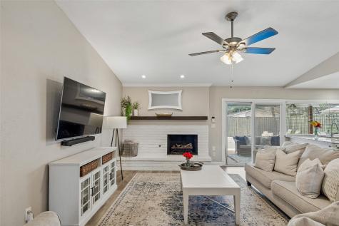 8533 Van Pelt Drive Dallas TX 75228