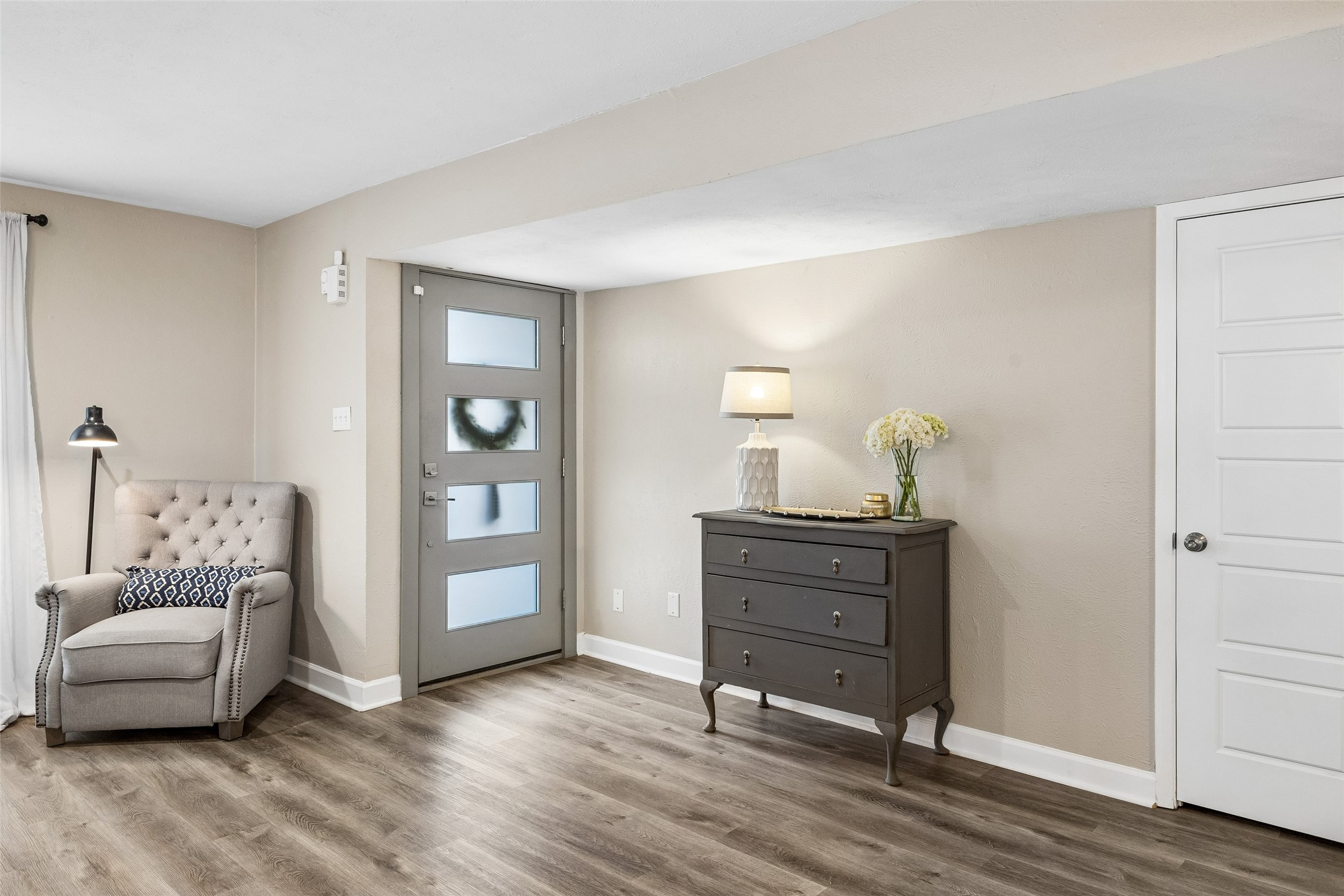 8533 Van Pelt Drive Dallas TX 75228
