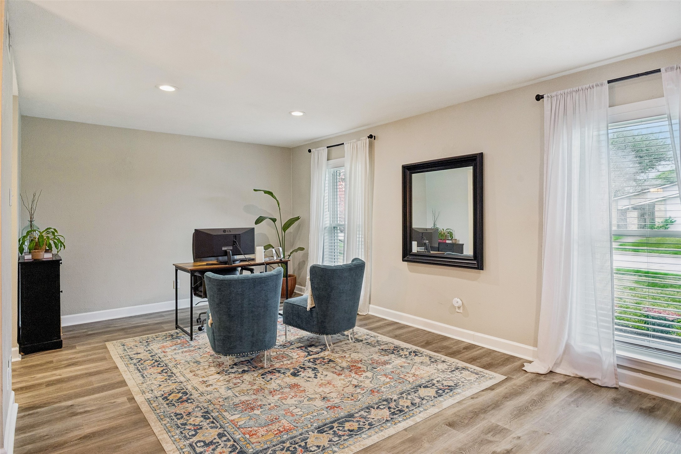 8533 Van Pelt Drive Dallas TX 75228