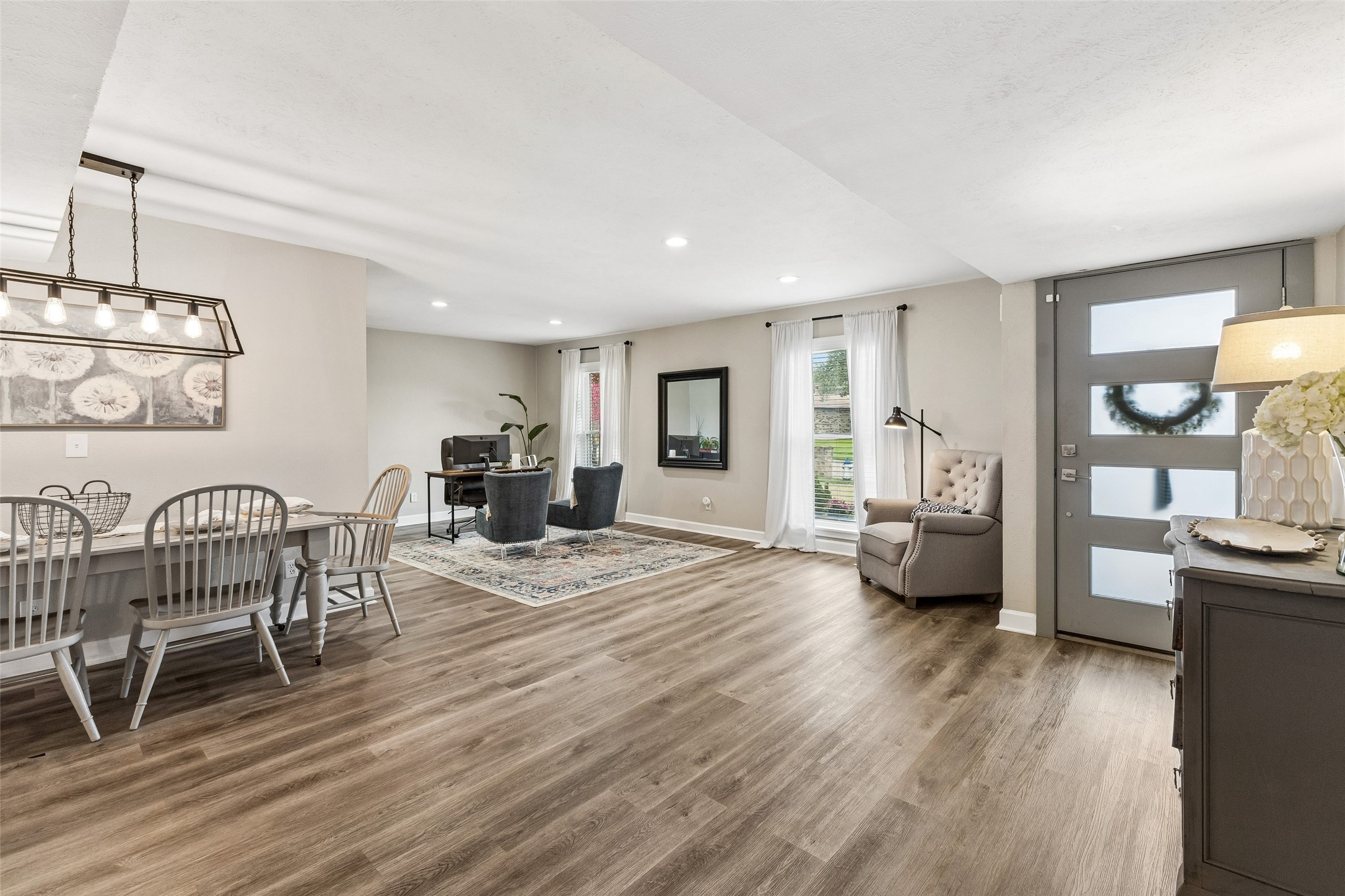 8533 Van Pelt Drive Dallas TX 75228