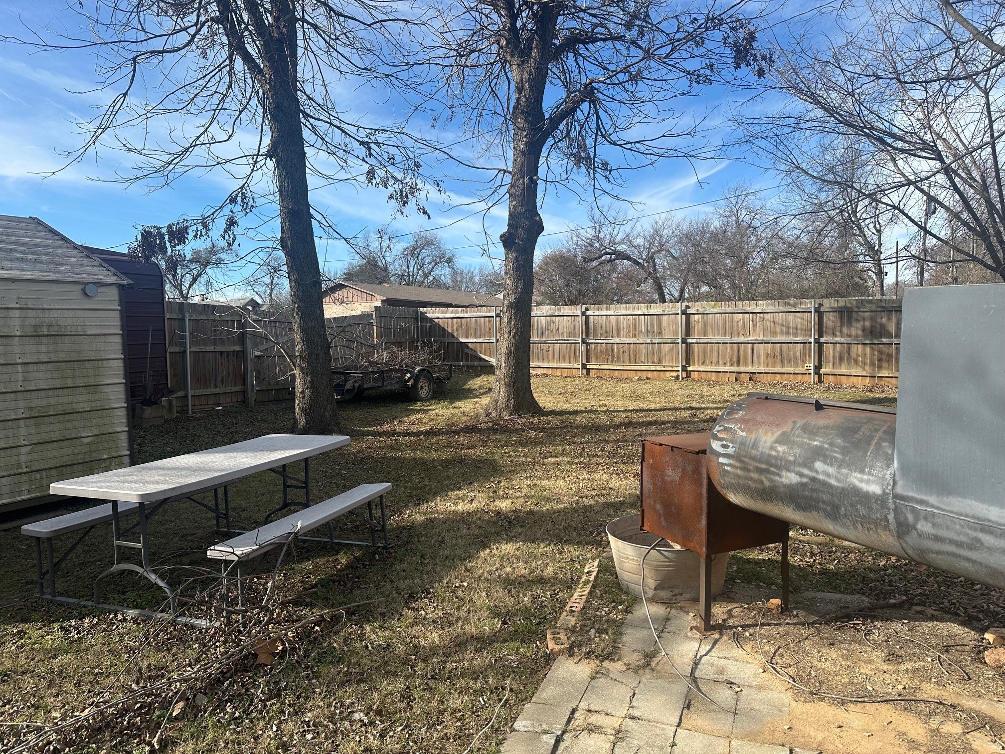 631 W Walker Street Denison TX 75020