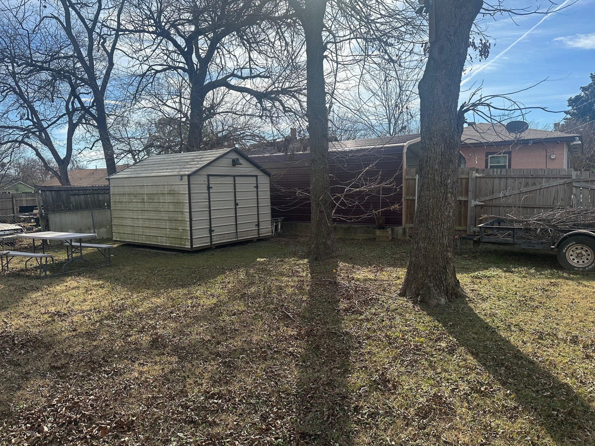 631 W Walker Street Denison TX 75020