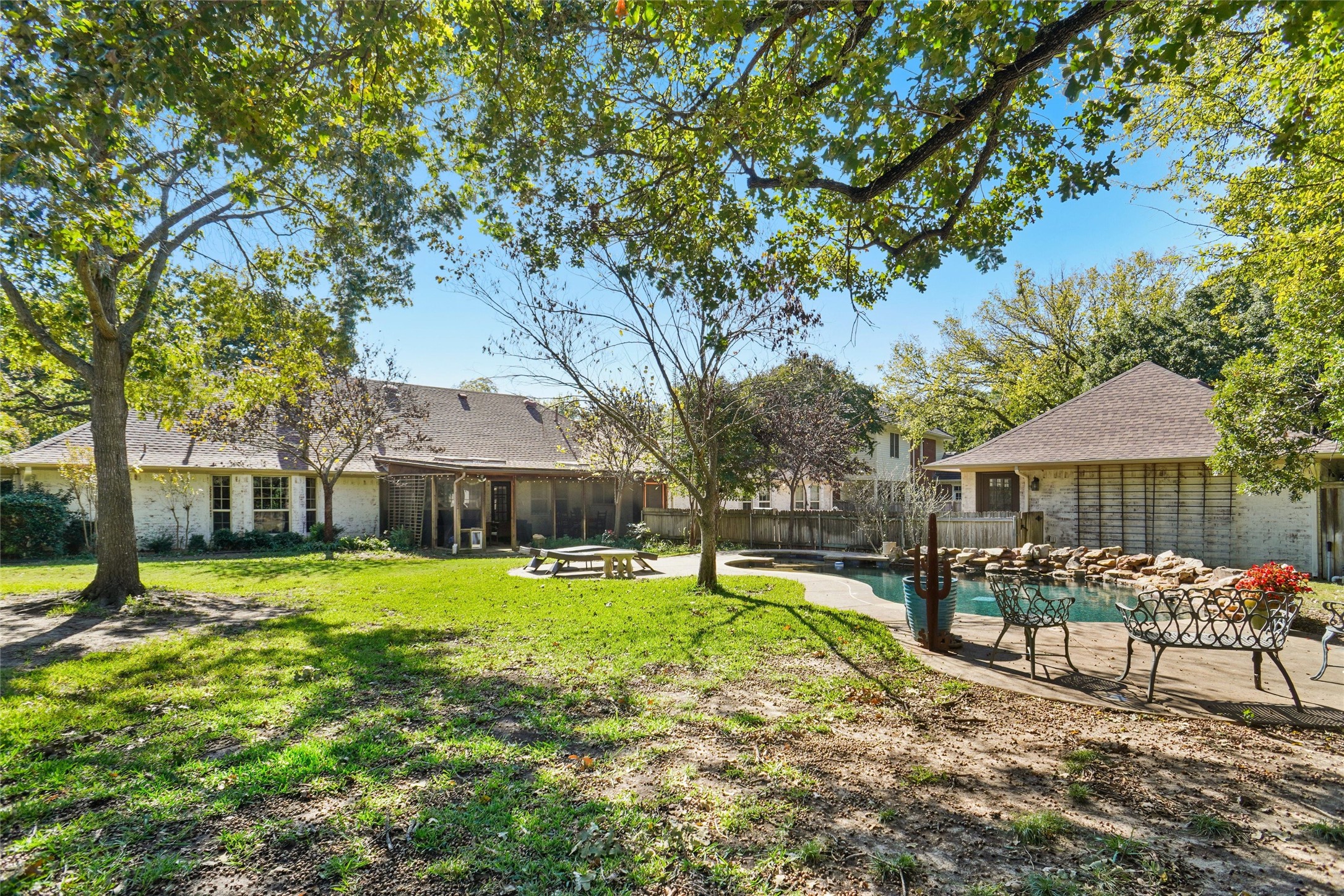 3704 Granada Trail Denton TX 76205