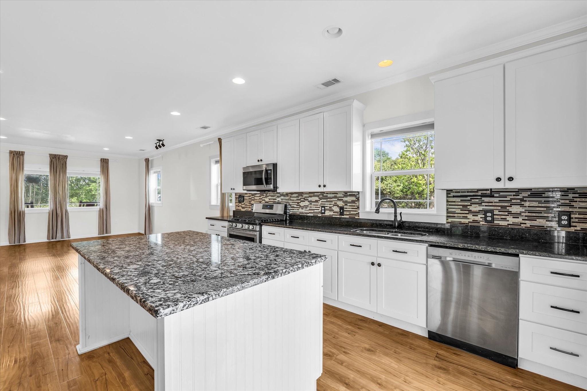 348 Barker Lane Waco TX 76705