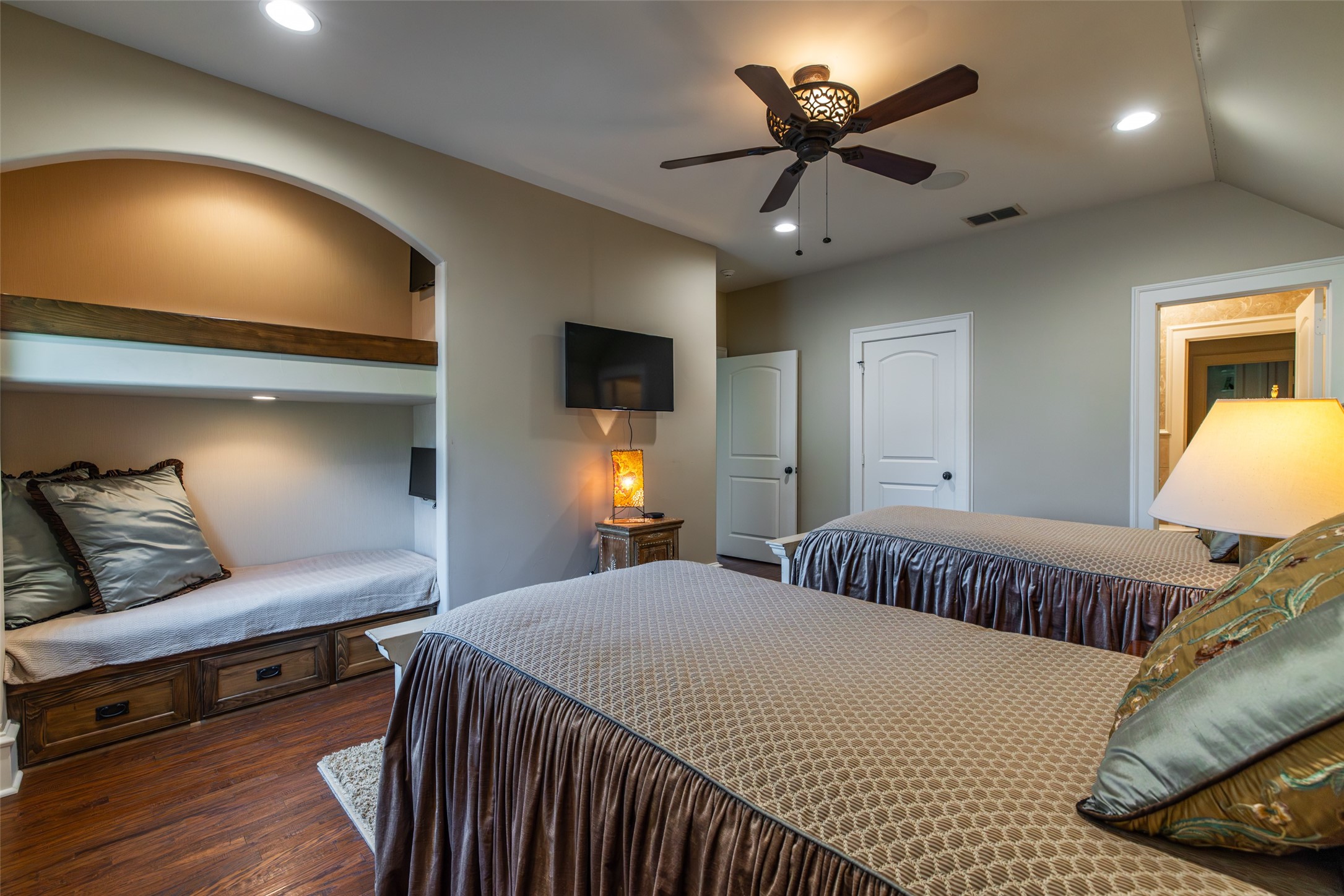325 Young Road Hallsville TX 75650