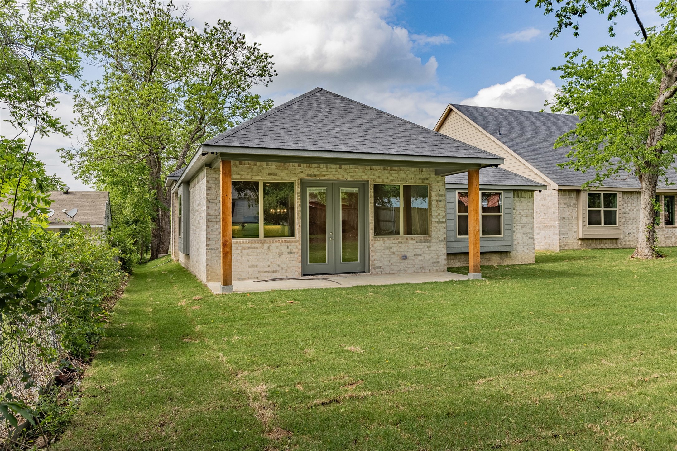 710 E Mcgee Street Sherman TX 75090