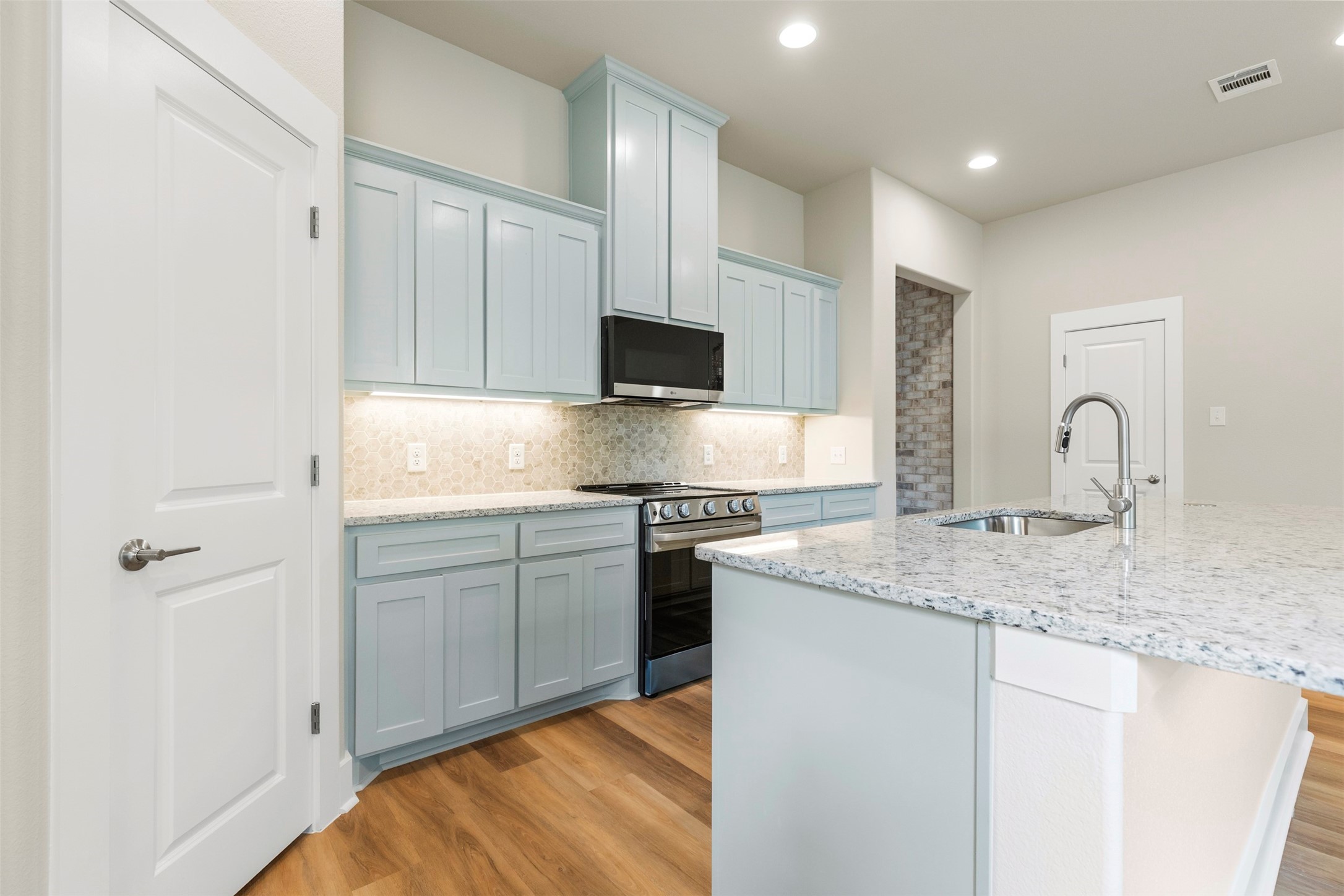 710 E Mcgee Street Sherman TX 75090