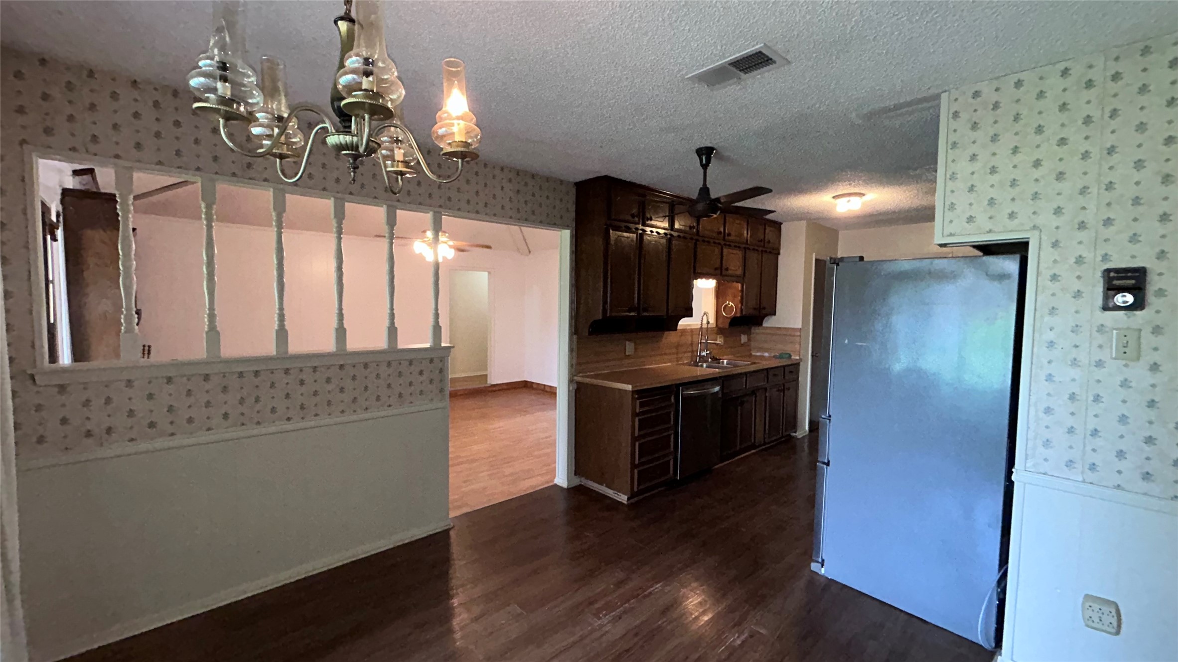 6325 Lavano Drive Edgecliff Village TX 76134