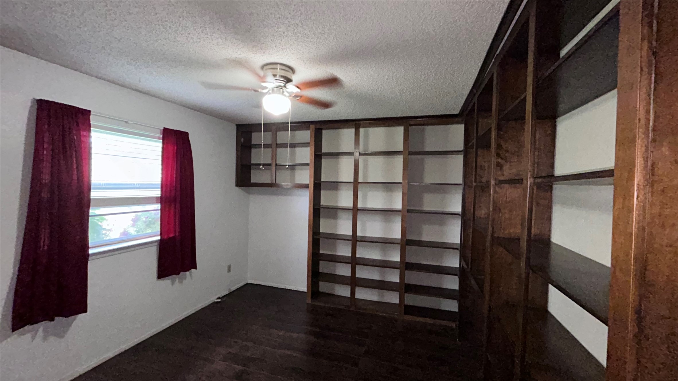 6325 Lavano Drive Edgecliff Village TX 76134