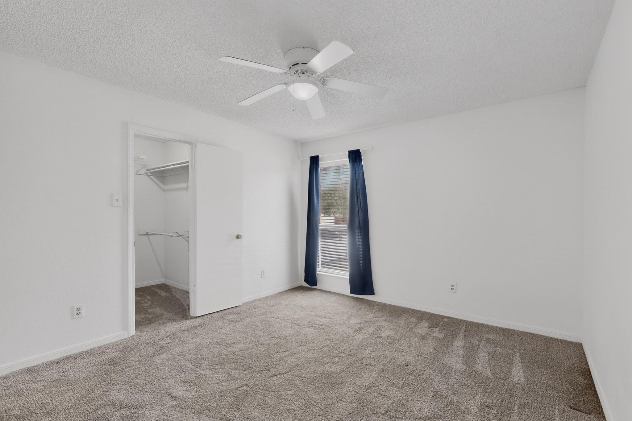2106 Rainbow Drive Arlington TX 76011
