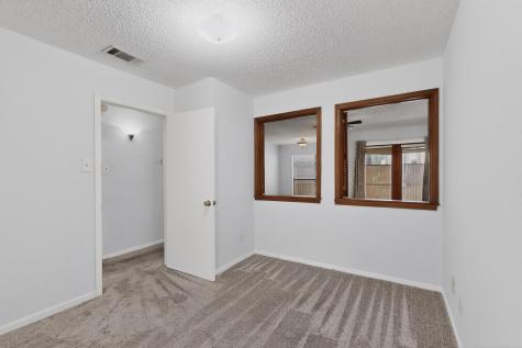 2106 Rainbow Drive Arlington TX 76011