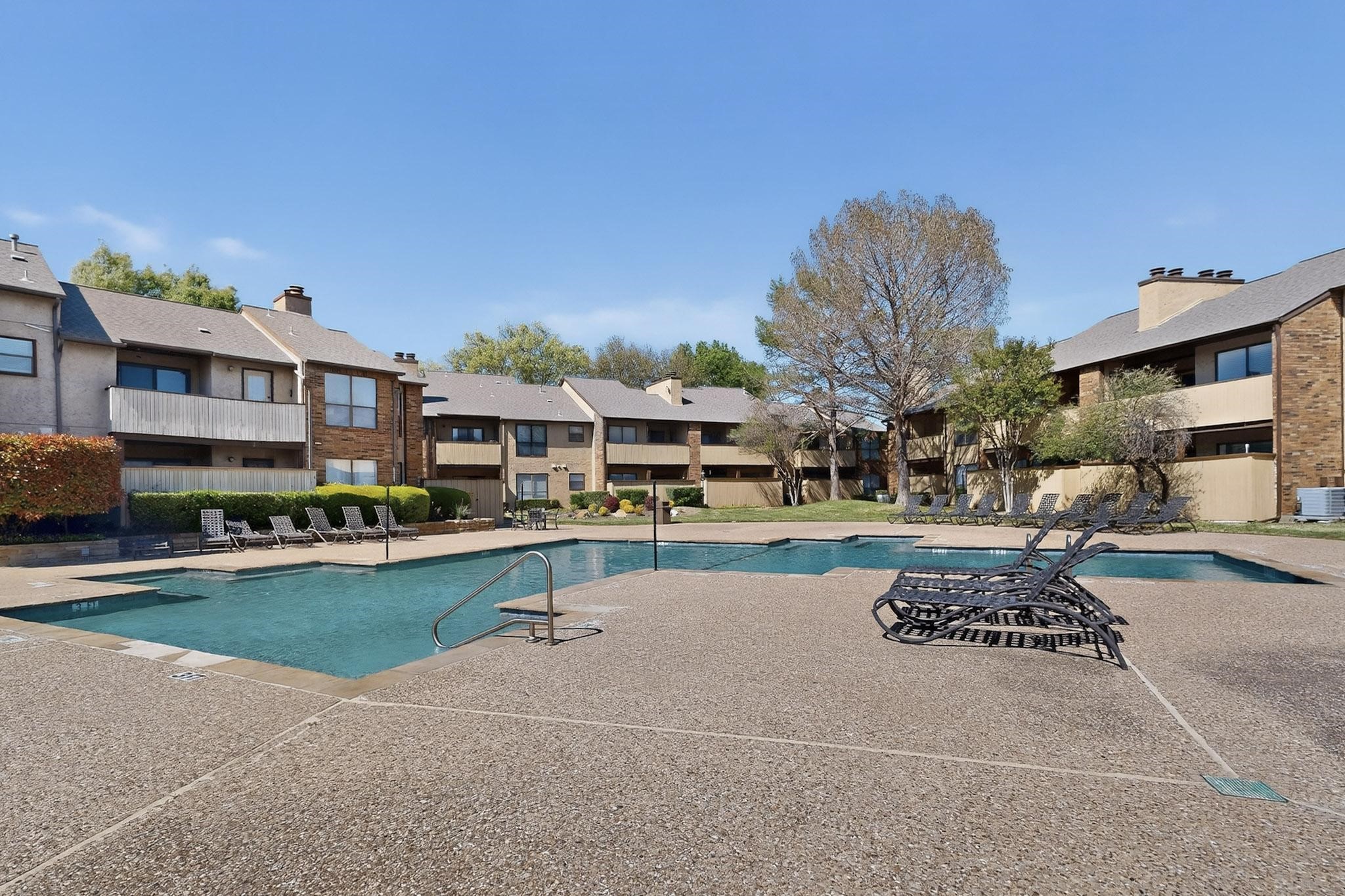 2106 Rainbow Drive Arlington TX 76011