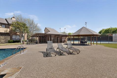 2106 Rainbow Drive Arlington TX 76011