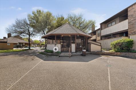 2106 Rainbow Drive Arlington TX 76011