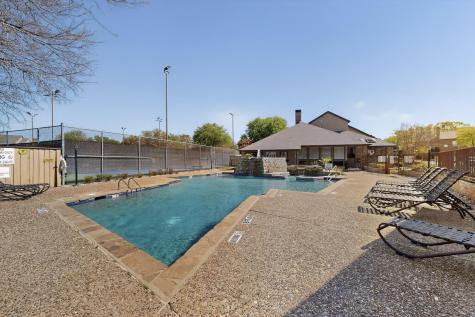 2106 Rainbow Drive Arlington TX 76011