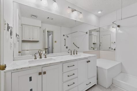 2106 Rainbow Drive Arlington TX 76011