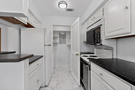 2106 Rainbow Drive Arlington TX 76011