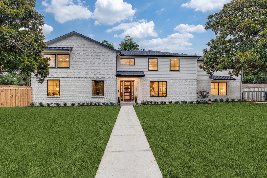 11207 Dwarfs Circle Dallas TX 75229
