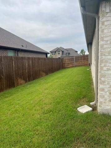203 Mockingbird Drive Waxahachie TX 75165