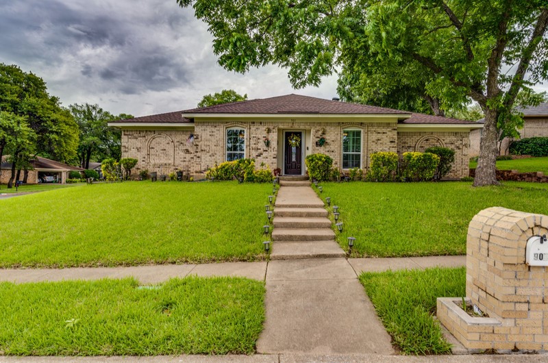 901 Chestnut Oak Court Euless TX 76039