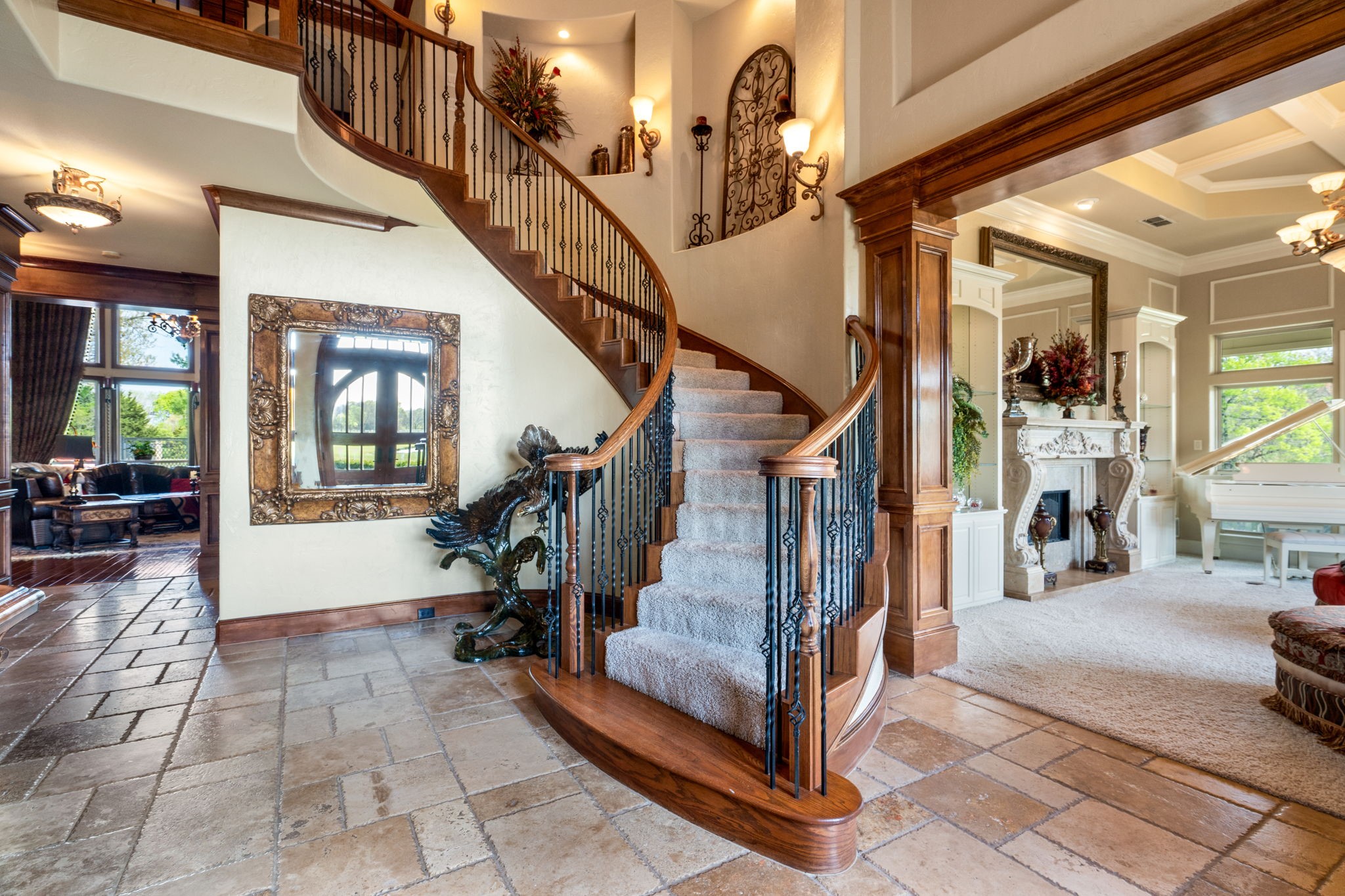 725 Locust Drive Oak Leaf TX 75154
