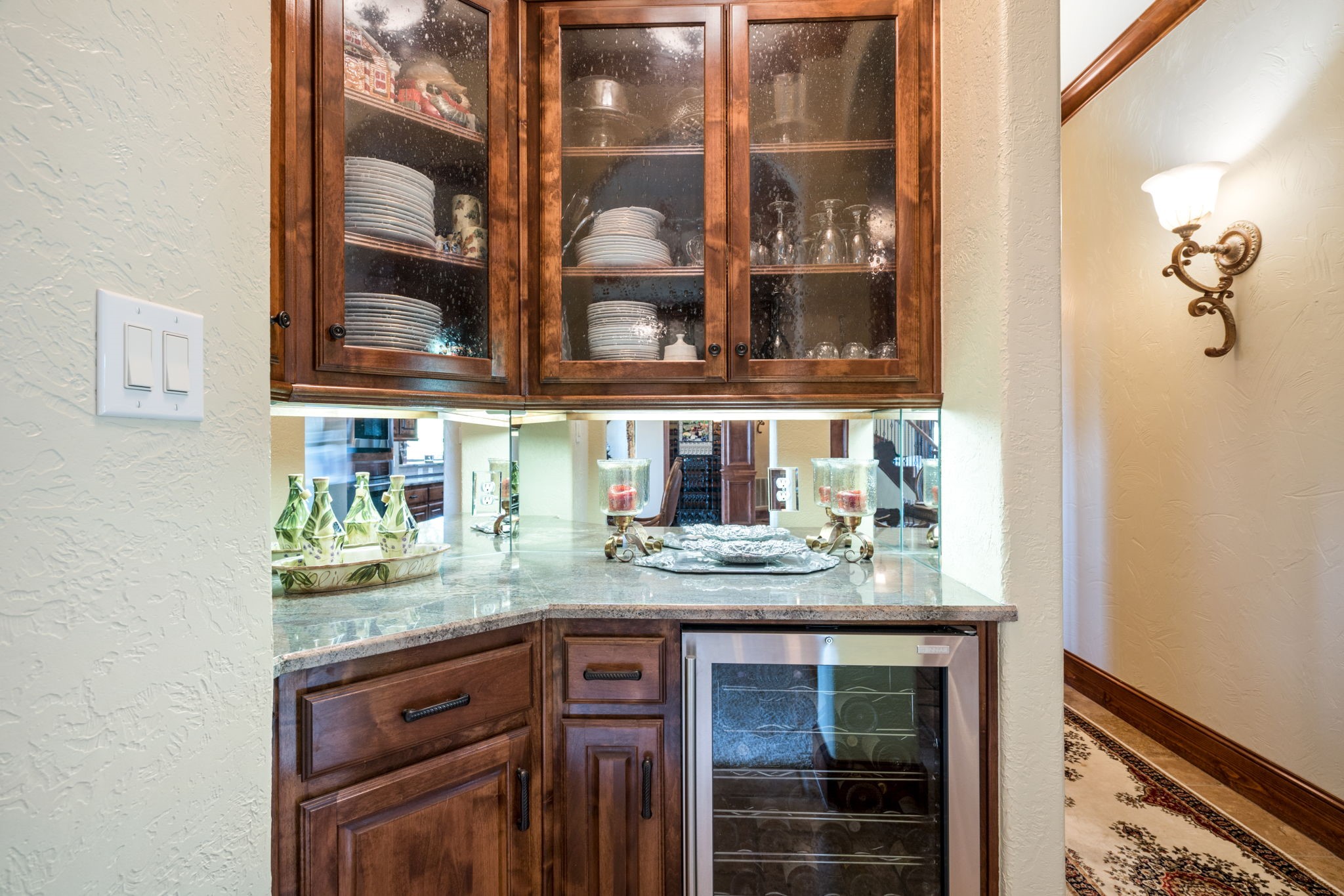 725 Locust Drive Oak Leaf TX 75154