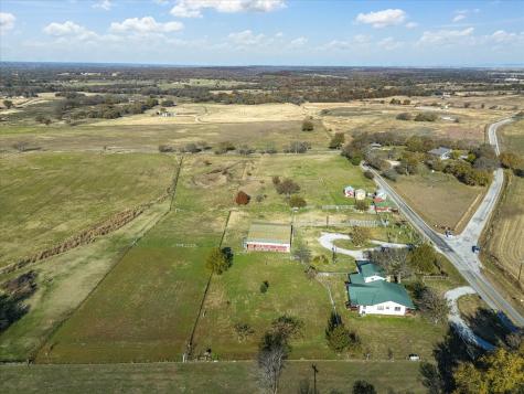 117 County Road 2646 Decatur TX 76234