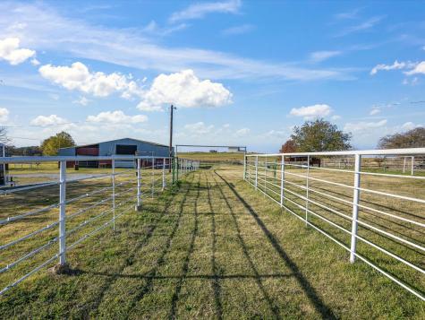 117 County Road 2646 Decatur TX 76234