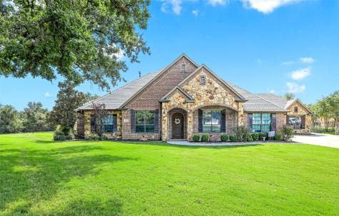 8105 Oakmont Drive Burleson TX 76028