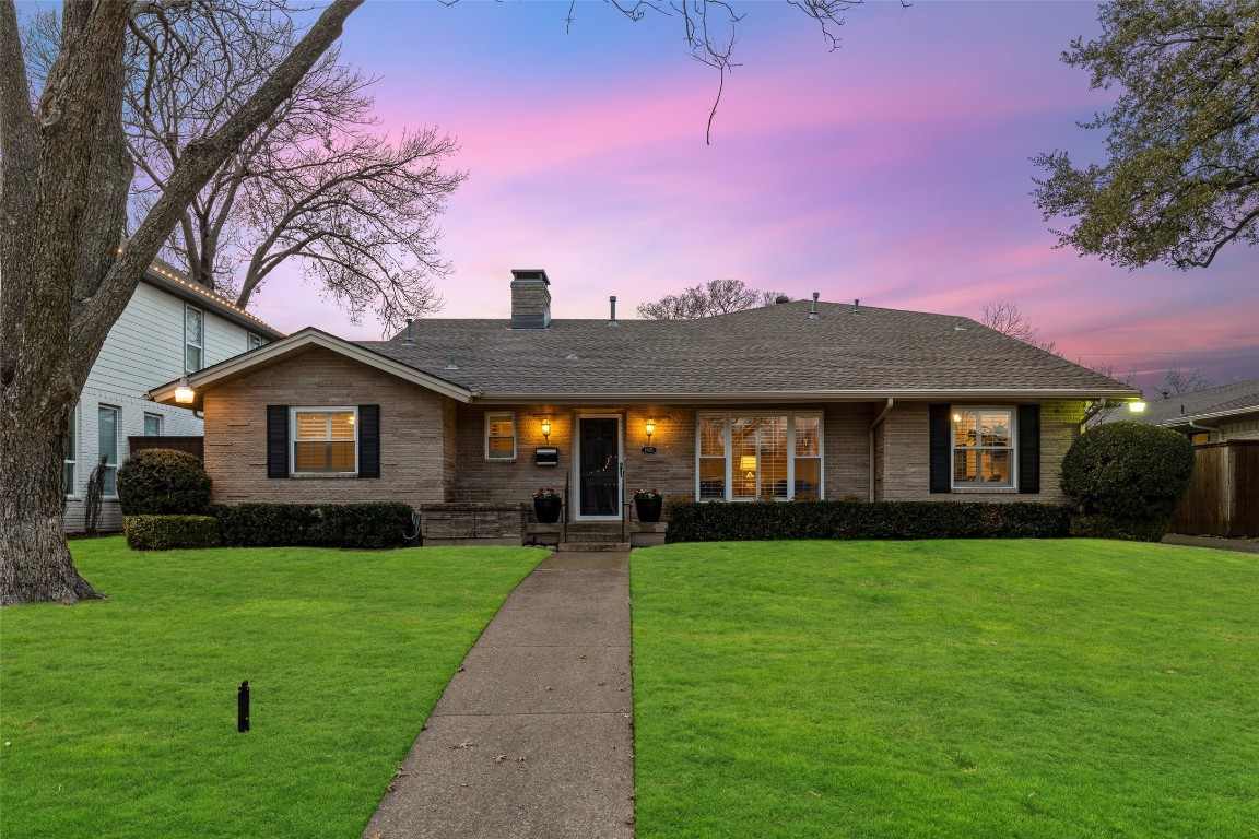 6825 Santa Maria Lane Dallas TX 75214