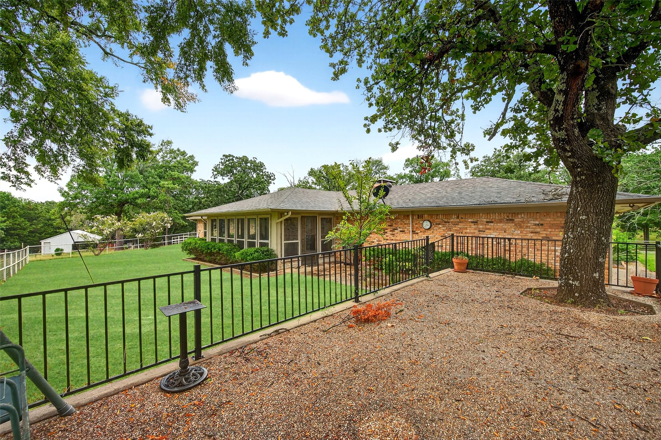 257 Russell Lane Denison TX 75021